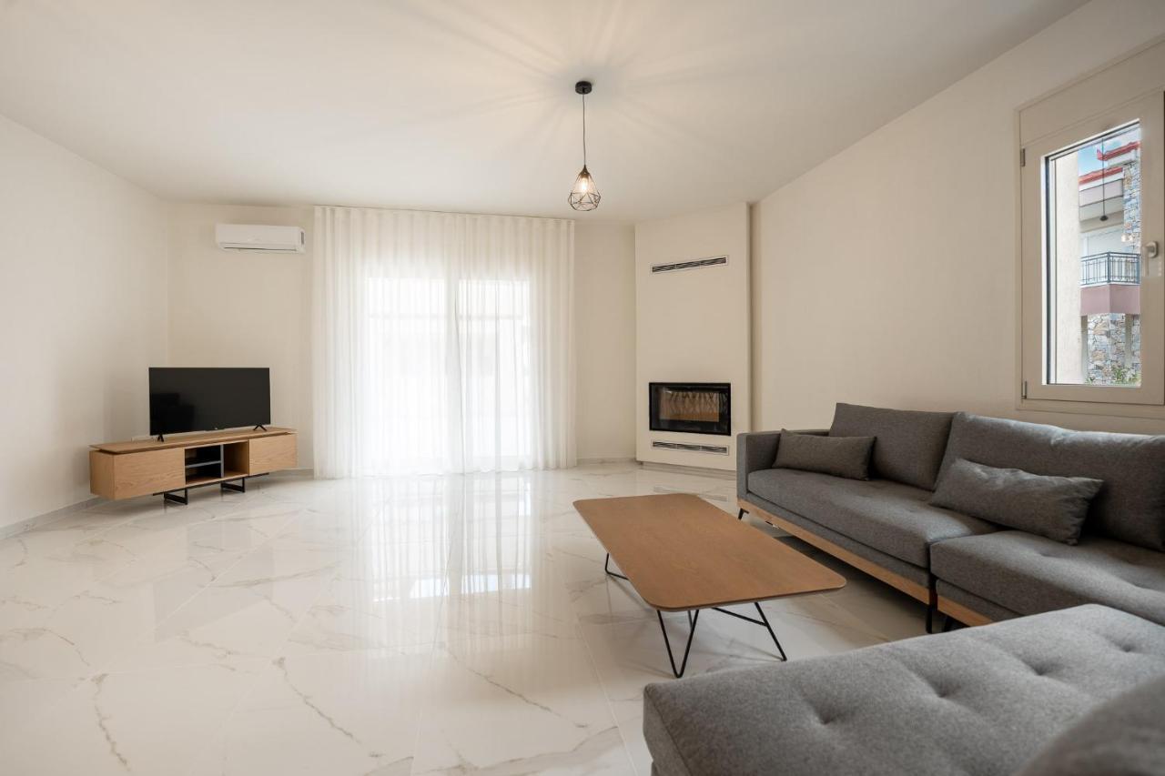 Kalisun Exclusive Villas Nea Kallikrateia Bagian luar foto