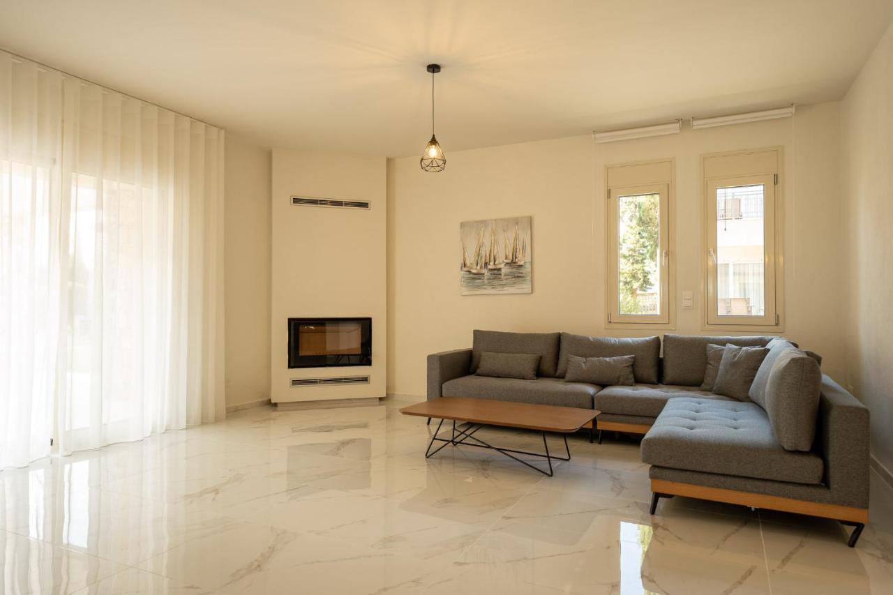 Kalisun Exclusive Villas Nea Kallikrateia Bagian luar foto
