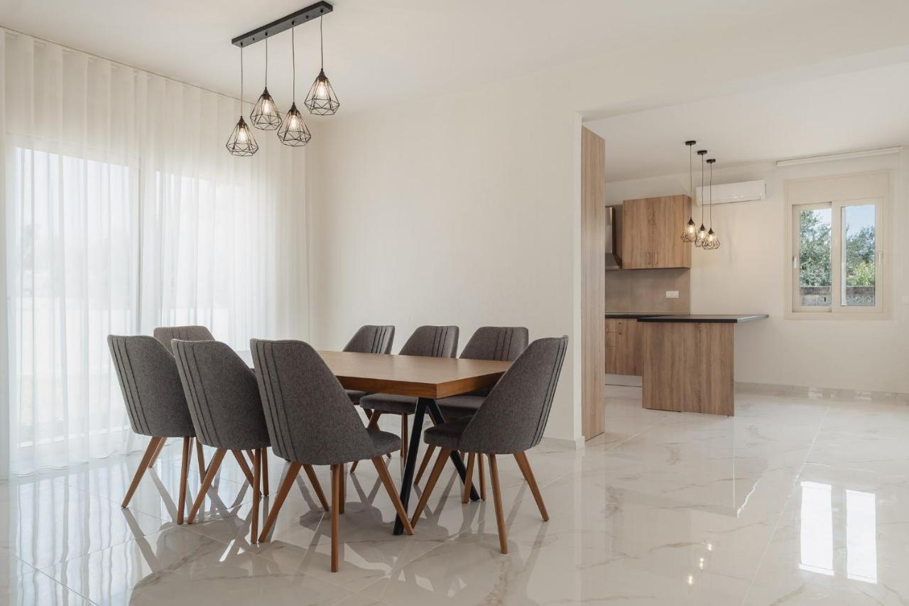 Kalisun Exclusive Villas Nea Kallikrateia Bagian luar foto