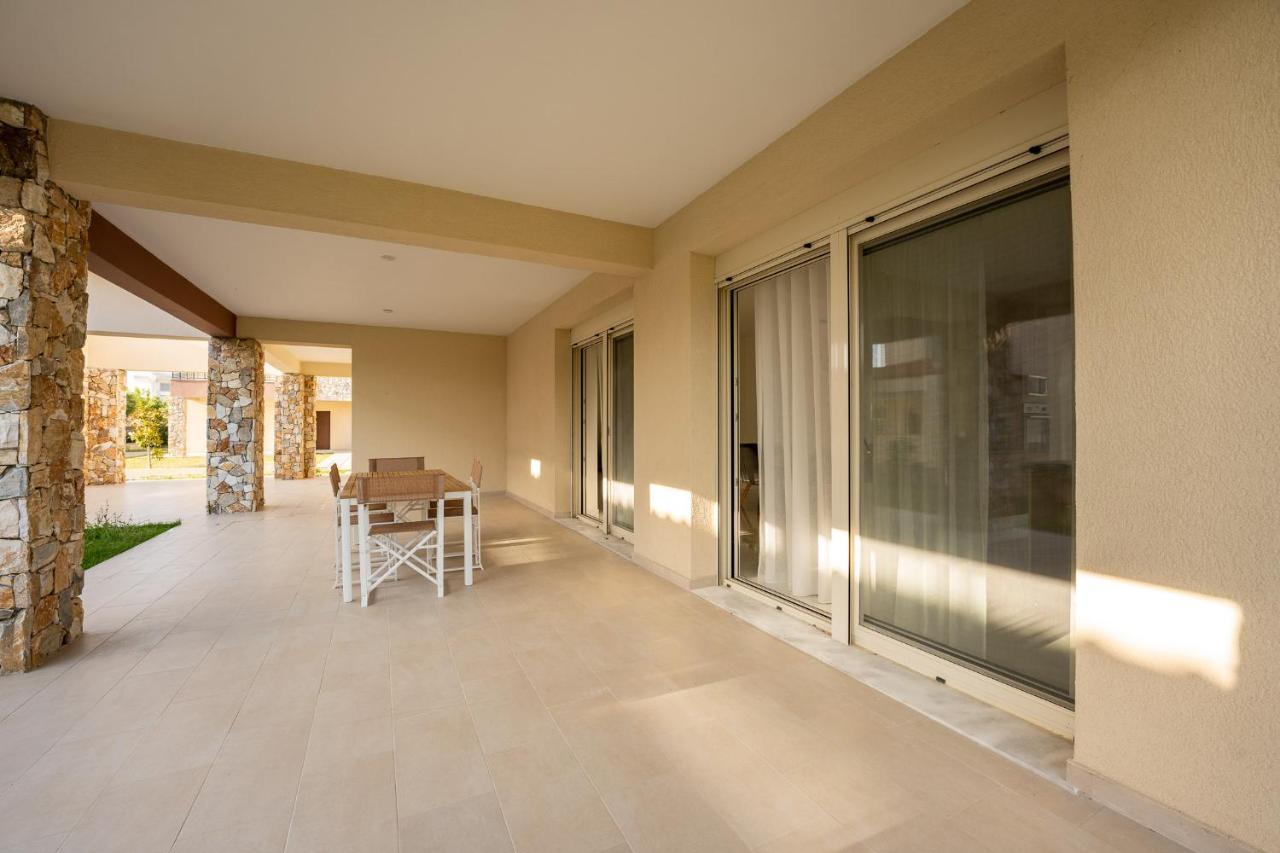 Kalisun Exclusive Villas Nea Kallikrateia Bagian luar foto